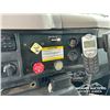 Image 18 : 2000 INTERNATIONAL 8100 T/A  ACID PRESSURE TRUCK