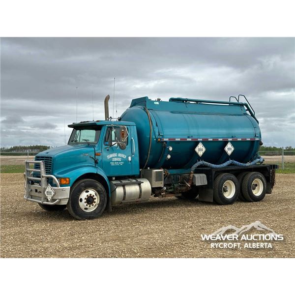 2000 INTERNATIONAL 8100 T/A  ACID PRESSURE TRUCK