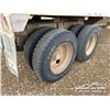 Image 16 : 2001 DOEPKER 36 FT. T/A GRAIN TRAILER