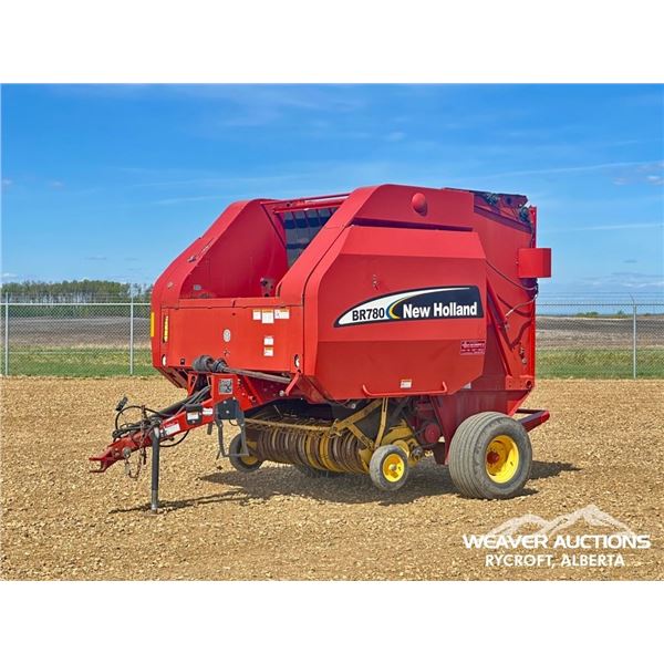 2007 NEW HOLLAND BR780A ROUND BALER