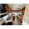 Image 5 : 2004 WANDERER 235RLS  T/A 5TH WHEEL TRAVEL TRAILER