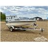 Image 2 : 1990 INVADER 17 FT. FISHING BOAT WITH S/A TRAILER