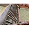 Image 10 : LEON PULL BEHIND ROCK PICKER