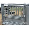 Image 8 : TOUGH RANCH CATTLE SQUEEZE
