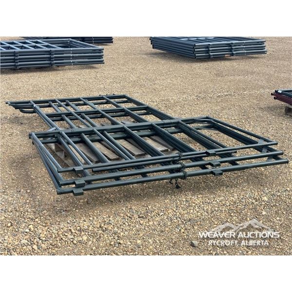 (3) 9.5 FT. LIVESTOCK PANELS W/MAN GATE