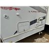 Image 37 : 2002 TOPAZ TRIPLE E T/A 5TH WHEEL TRAVEL TRAILER