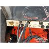 Image 28 : 1979 CASE 2090 2WD TRACTOR