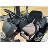 Image 6 : 1979 CASE 2090 2WD TRACTOR