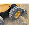 Image 21 : 2006 CATERPILLAR 246B 2-SPEED SKID STEER LOADER