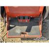 Image 11 : 2005 DITCH WITCH SK350 MINI SKID STEER