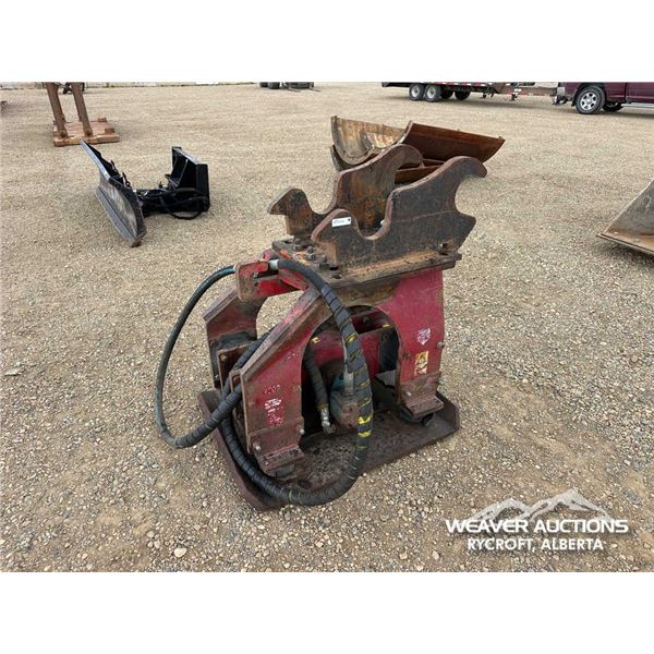 Q/C 2300 HYDRAULIC EXCAVATOR COMPACTOR