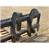 Image 5 : 56 IN. WHEEL LOADER SINGLE FORK