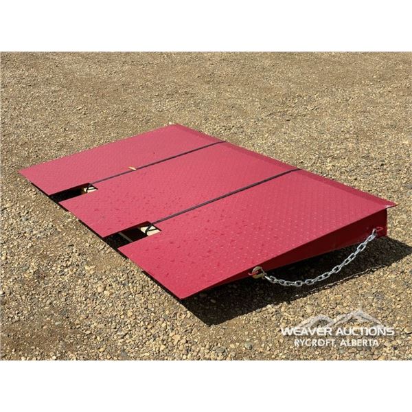 SHIPPING CONTAINER RAMP