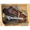 Image 5 : HUSKY TWO PIECE TOOL CHEST W/VISE GRIPS