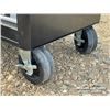 Image 9 : HUSKY TWO PIECE TOOL CHEST W/VISE GRIPS