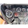 Image 10 : 1981 INTERNATIONAL HYDRO 84 2WD TRACTOR