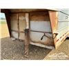 Image 17 : 1997 SOUTHLAND 20 FT. T/A  LIVESTOCK TRAILER