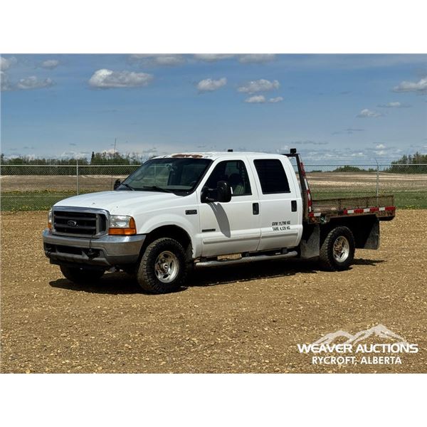 2001 FORD F250 CREW CAB FLATBED PICKUP