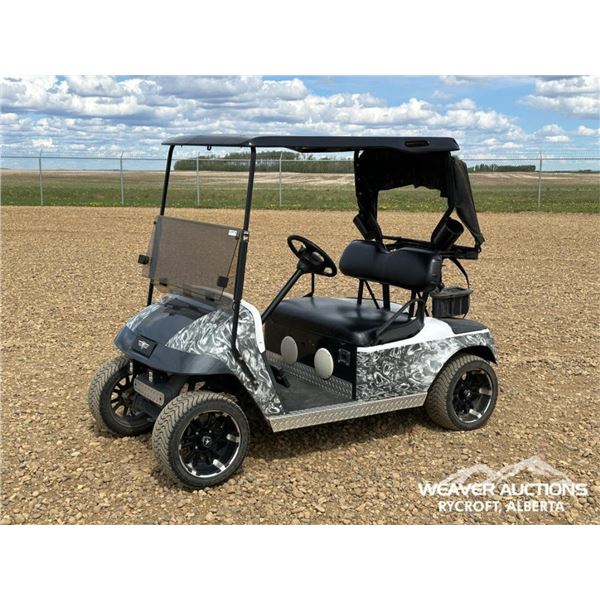 2004 E-Z-GO ELECTRIC GOLF CART