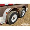Image 16 : 1997 GOERTZEN 16 FT. T/A LIVESTOCK TRAILER