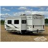 Image 4 : 2014 TERRY 25 FT. PULL BEHIND T/A TRAVEL TRAILER