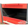 Image 12 : 16 COMPARTMENT METAL TOOL CABINET