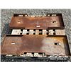 Image 4 : (2) SKID STEER  ATTACHMENT PLATES