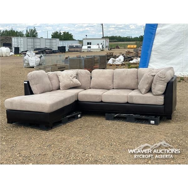 ULTRA PLUSH SECTIONAL COUCH