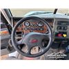 Image 11 : 2003 PETERBILT 330 T/A DUMP TRUCK