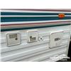 Image 42 : 1995 TRIPLE E 5TH WHEEL TRAVEL TRAILER