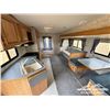 Image 6 : 1995 TRIPLE E 5TH WHEEL TRAVEL TRAILER