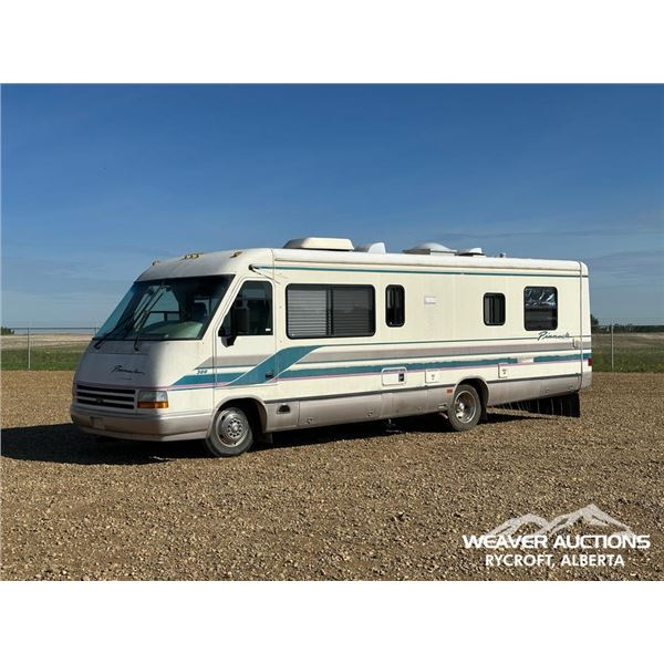 1993 CHEVROLET PINNACLE 30 FT. S/A MOTORHOME