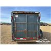 Image 18 : 2001 SOUTHLAND 16 FT. T/A HORSE TRAILER