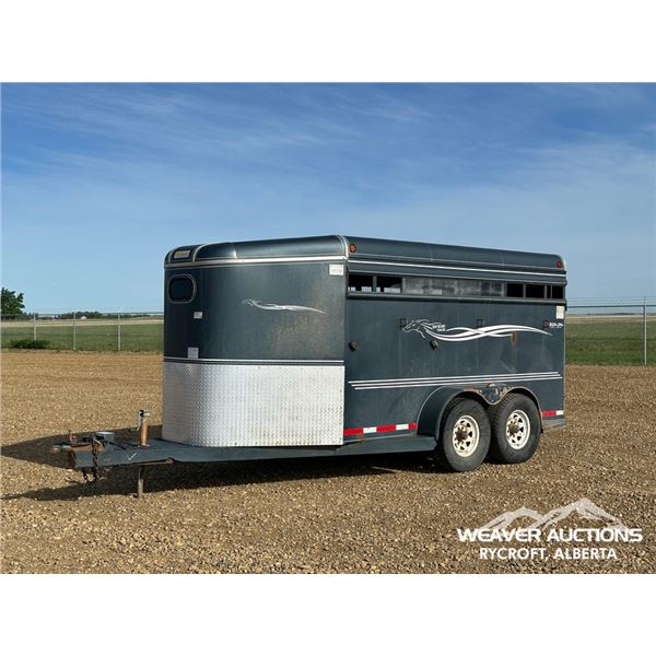 2001 SOUTHLAND 16 FT. T/A HORSE TRAILER