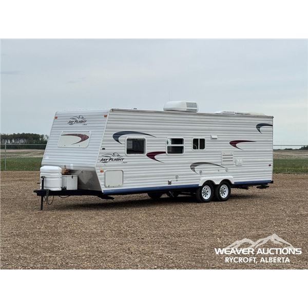 2005 JAYCO JAYFLIGHT 27 FT. T/A TRAVEL TRAILER
