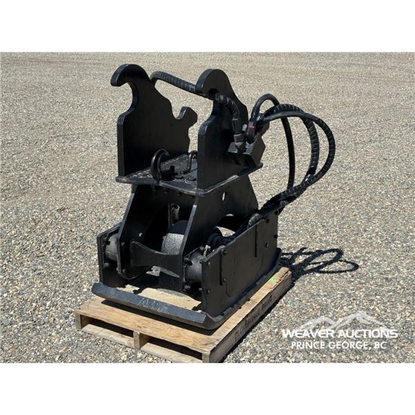 HYDRAULIC VIBRATORY PLATE COMPACTOR