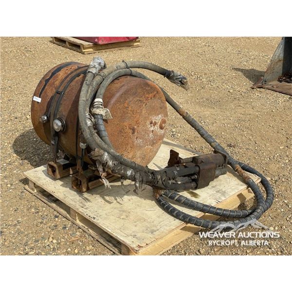 HYDRAULIC TANK & PTO PUMP