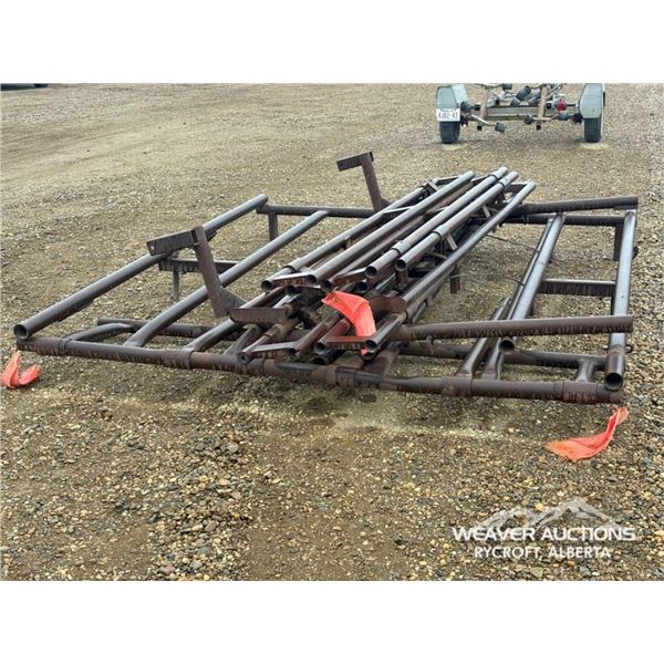 TRAILER HAY RACK PANELING