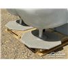 Image 9 : (3) BOAT SEATS