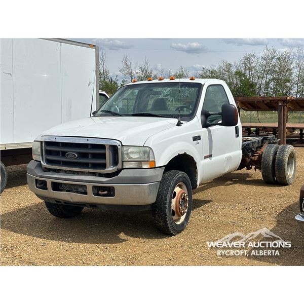 PARTS ONLY - FORD F-450 XLT 4X4 CAB AND CHASSIS