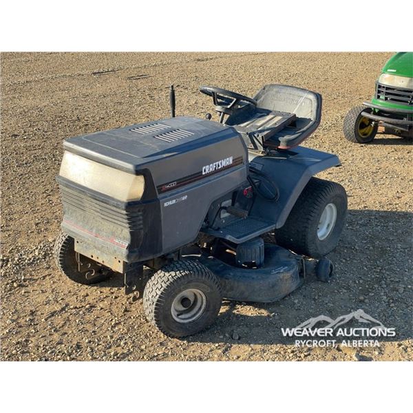 CRAFTSMEN D4000 RIDE ON LAWN MOWER