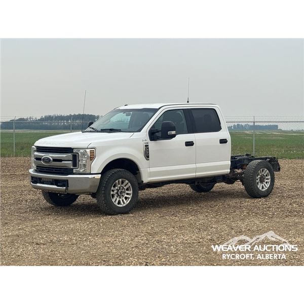 2019 FORD F250 XLT CREW CAB AND CHASSIS
