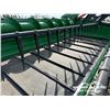 Image 9 : 2017 JOHN DEERE 635D STRAIGHT CUT DRAPER HEADER