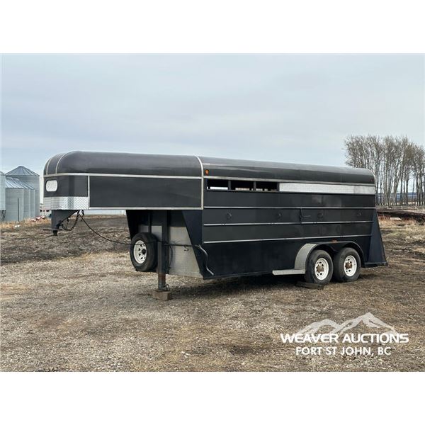 1997 SOUTHLAND GOOSENECK 23 FT. T/A LIVESTOCK TRAILER