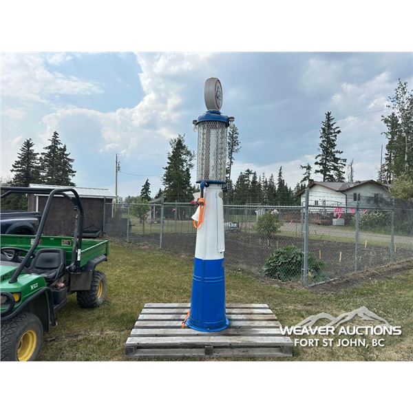 ANTIQUE GILBERT AND BARKER MODEL 177 GAS PUMP