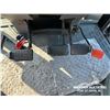 Image 15 : 2000 NEW HOLLAND TM150 MFWD TRACTOR