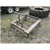 Image 2 : FEEDER HOUSE DOLLY