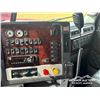 Image 10 : 2020 FREIGHTLINER 122SD TRI DRIVE TRUCK TRACTOR