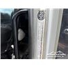 Image 9 : 2019 PETERBILT 367 TRI DRIVE SLEEPER LOG TRUCK