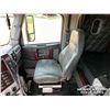 Image 8 : 2016 FREIGHTLINER 122SD TRI DRIVE TRUCK TRACTOR